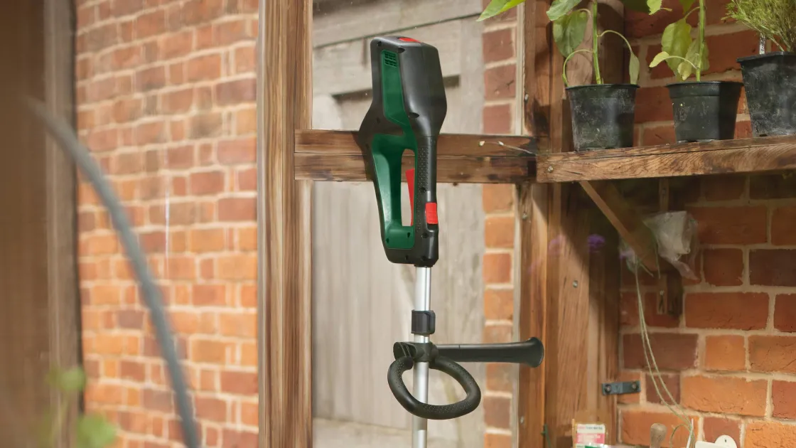 Brico Bosch Accu Bosmaaier Advancedbrushcut 36V-23-750 + Accessoires (Zonder Accu) New