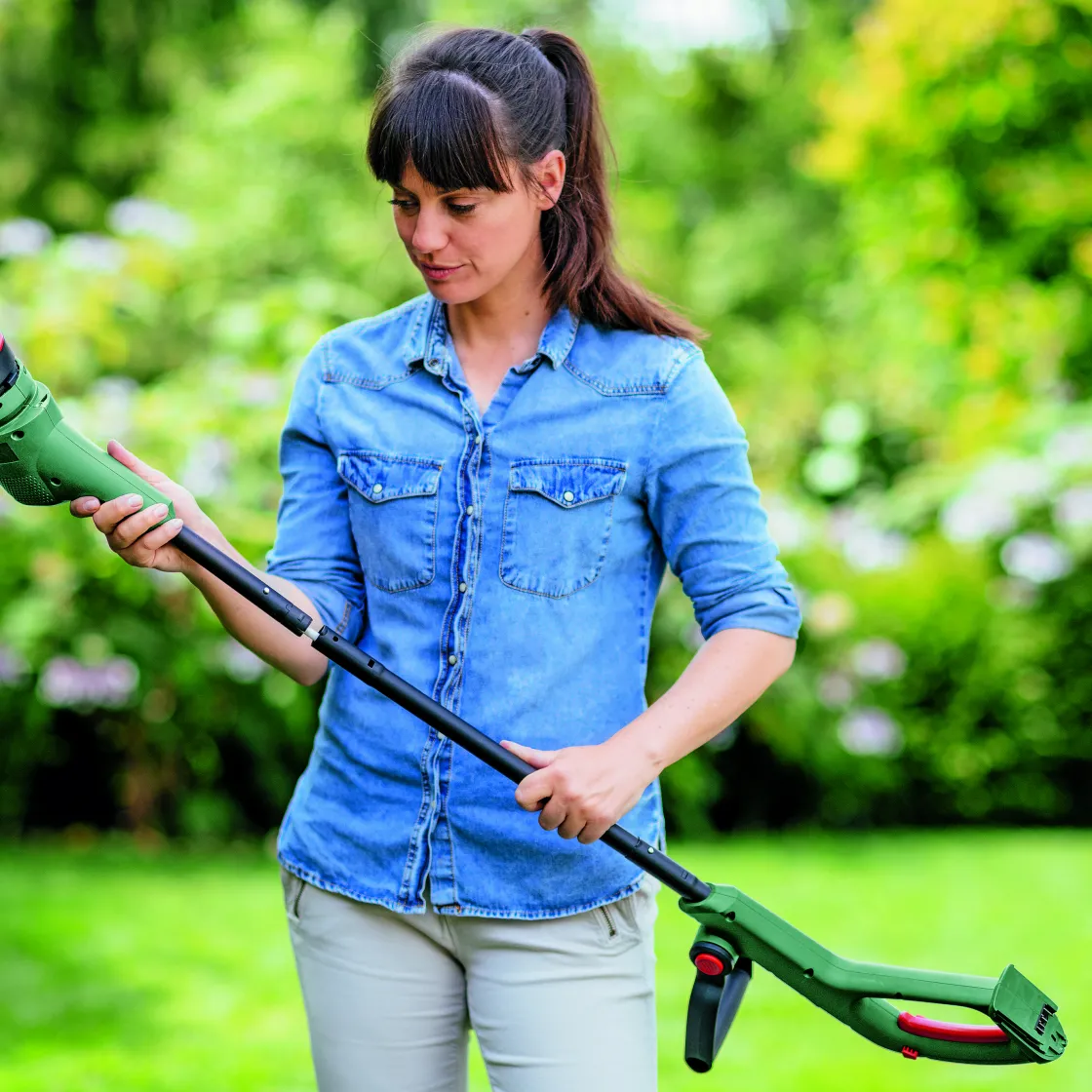 Brico Bosch Grastrimmer Easygrasscut 18V-26 18V 2,5Ah Li-Ion + Lader Clearance