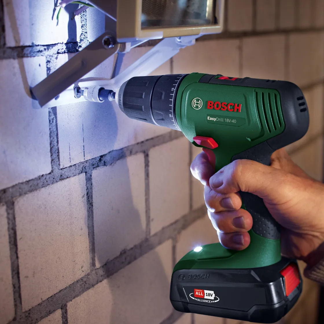 Brico Bosch Schroefboormachine Easydrill 18V Best