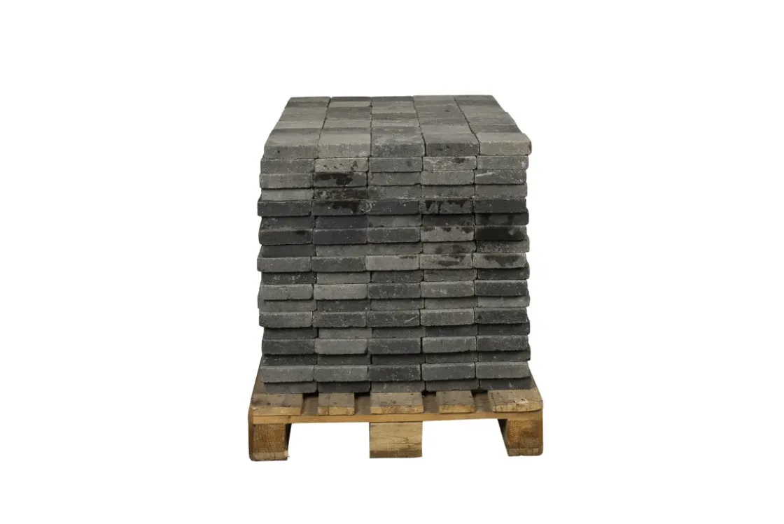 Coeck Kassei Zwart-Grijs Getrommeld 15X15X4Cm 630 Stuks + Palet 3004837-Brico