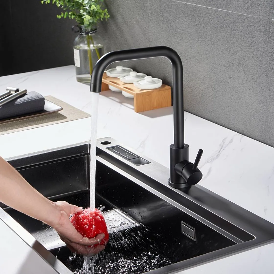 Brico Croom Keukenmengkraan Slyvex Mat Zwart Outlet