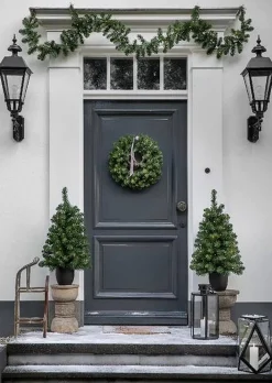 Brico Decoris Voordeurset 2X Mini Kunstkerstboom Met Verlichting 90Cm + Krans En Slinger Clearance