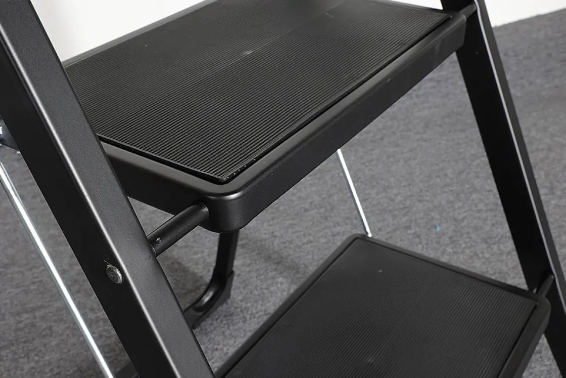 Brico Huishoudtrap - Keukentrap 2 Treden - Inklapbaar - Zwart Clearance