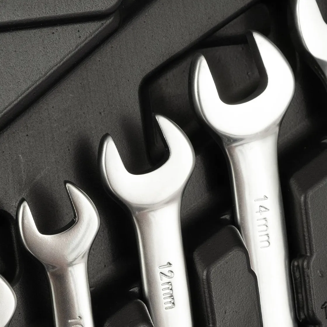 Brico Hyundai Gereedschapset 59656 61-Delig Discount