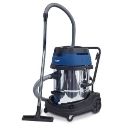 Brico Hyundai Nat/Droogzuiger 2000W Met Stopcontact Hot