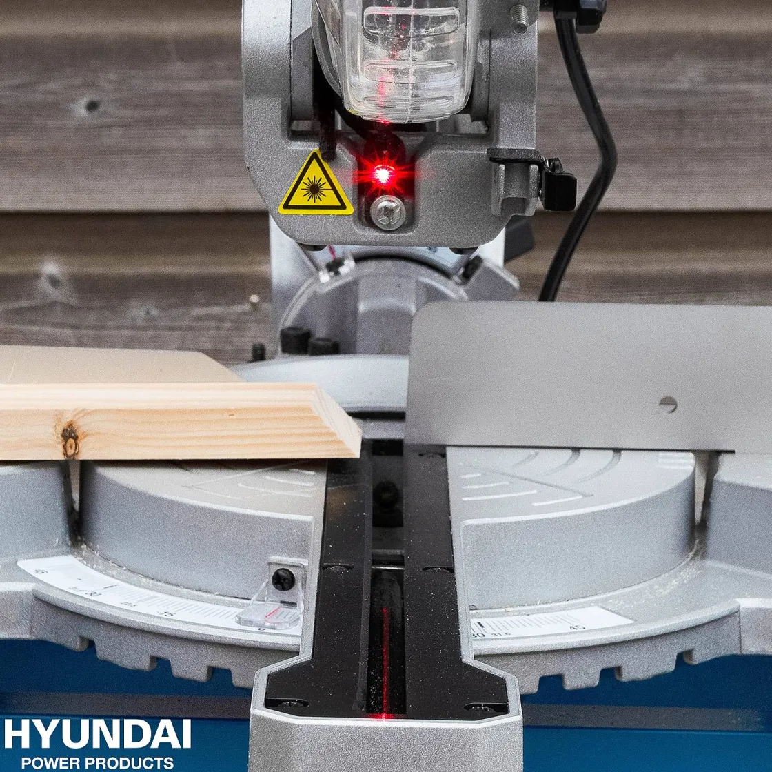 Brico Hyundai Verstek- En Afkortzaag + Accessoires Radiaal 1500W Sale