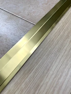 3M Multi-Niveau Zelfklevende Drempel Messing 50Mm/83Cm-Brico