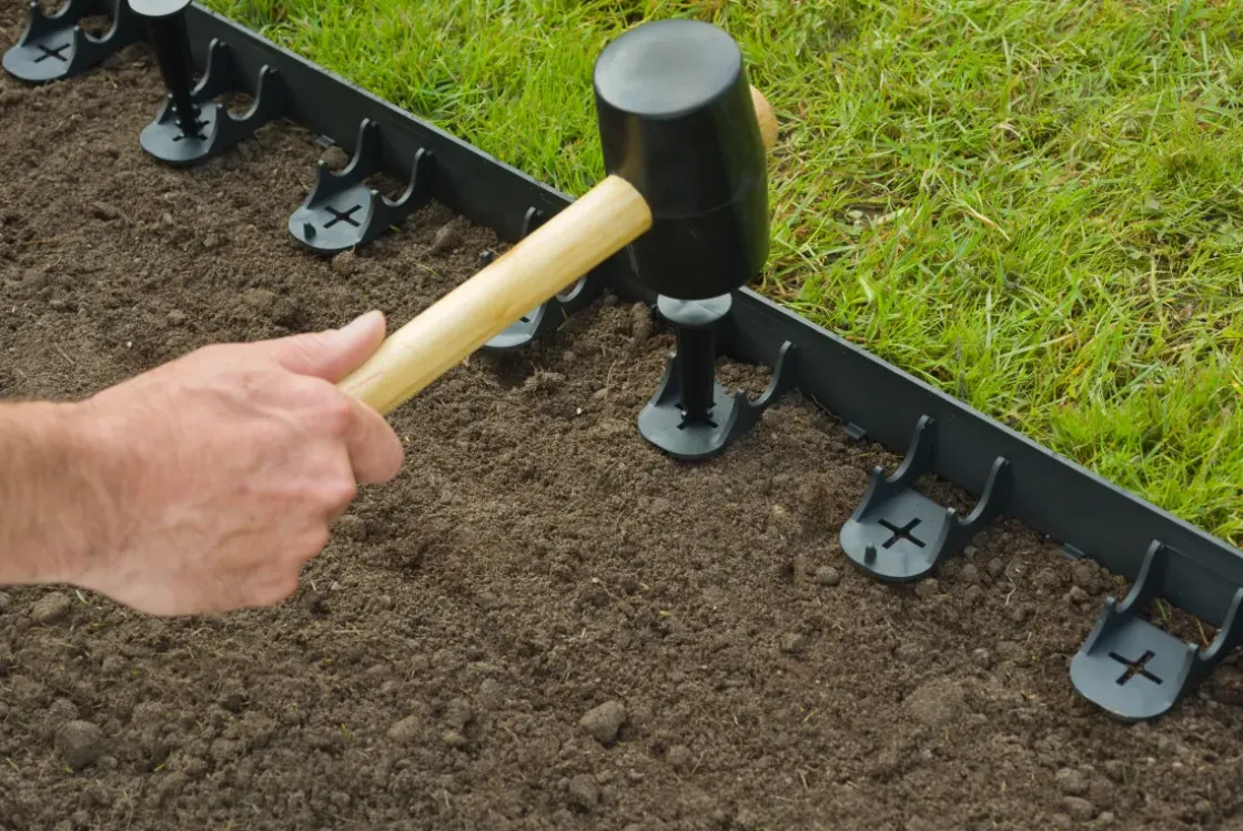 Nature Grasranden Pp/Pe Zwart 100X4,5Cm 4 Stuks-Brico Discount