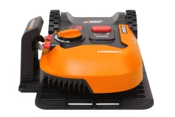 Brico Worx Robotmaaier Landroid M700 - 20V Accu - Voor Gazons Tot Ca. 300M² - Maaibreedte 180Mm - Incl. Laadstation En 150M Terreinafbakeningskabel New